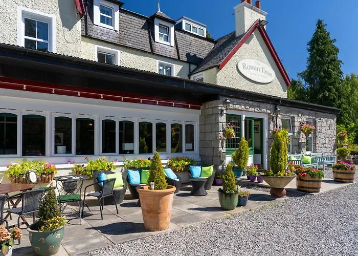 The Rowan Tree Country Hotel